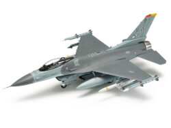 田宫 60788 1/72 洛克希德马丁 F-16CJ [批次50] 战隼战斗机 (全武装制式)