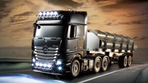 田宫 56348 1/14 RC遥控拖挂车 梅赛德斯-奔驰 Actros 3363 6x4 GigaSpace 牵引车 - 图片 2