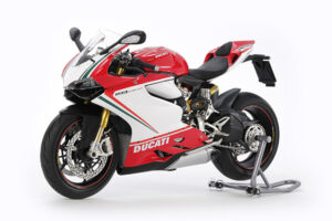 田宫 14132 1/12 杜卡迪 1199 Panigale S 三色旗