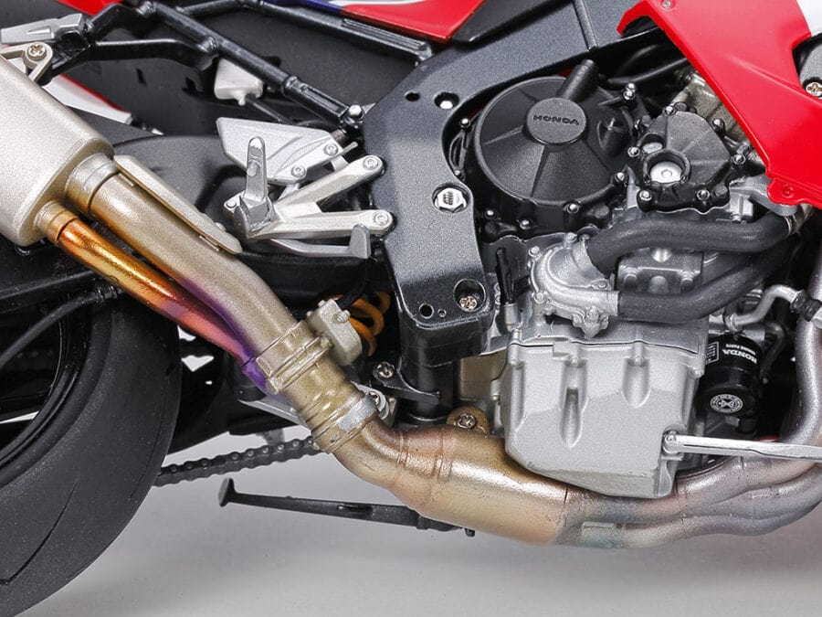 田宫 21170 1/12 本田 CBR1000RR-R 火刃 SP (锦标红) (完成品) - 图片 4