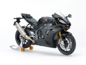 田宫 21171 1/12 本田 CBR1000RR-R 火刃 SP (黑色版) (完成品)