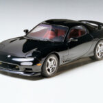 田宫 24116 1/24 马自达 RX-7 R1