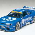 田宫 24184 1/24 康奈可 天际线 GT-R (R33)