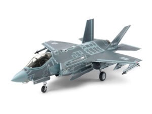 田宫 25414 1/32 F-35A 闪电II战斗机 (带陆上自卫队标记)