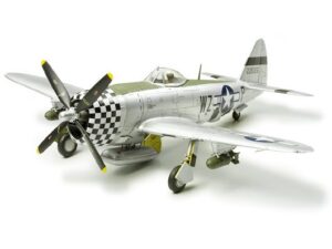 田宫 60770 1/72 共和 P-47D 雷霆式战斗机 "半圆舱盖"