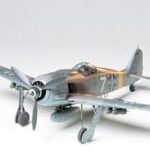 田宫 61039 1/48 福克-沃尔夫 Fw190百舌鸟战斗机 F-8型
