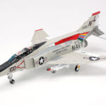田宫 61121 1/48 麦克唐纳-道格拉斯 F-4B 鬼怪II战斗机