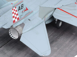 田宫 61122 1/48 格鲁门 F-14A 雄猫式战斗机 (后期生产型) 离舰出击套装 - 图片 25
