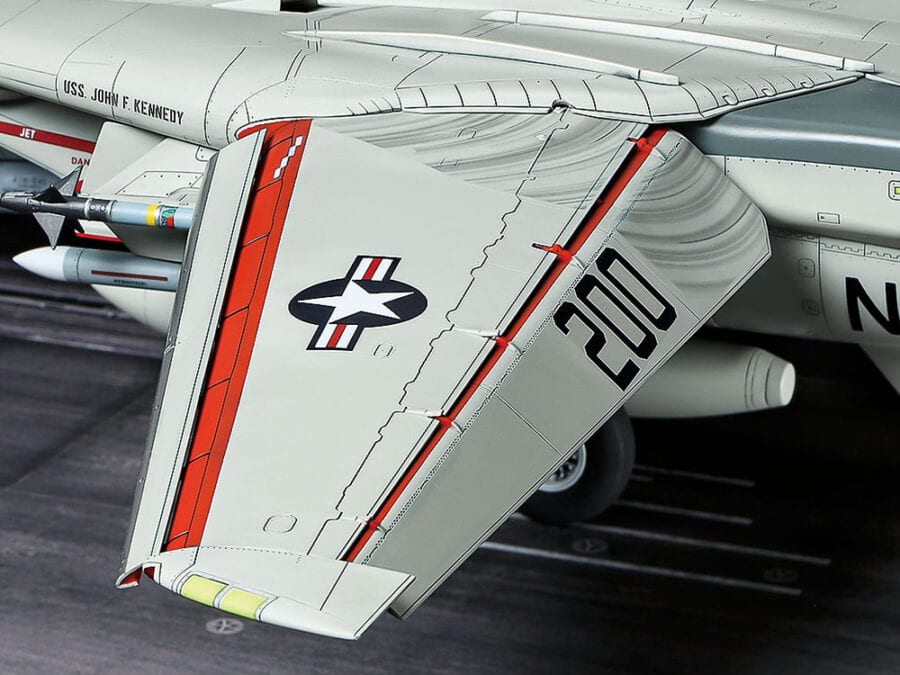田宫 61122 1/48 格鲁门 F-14A 雄猫式战斗机 (后期生产型) 离舰出击套装 - 图片 14