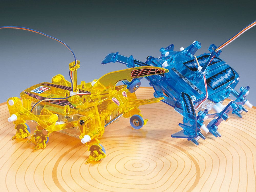 71120_1 田宫 71120 2-channel Remote Control Insect Dueling Set (Rhinoceros Beetle VS Stag Beetle) - 图片 1