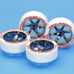 田宫 95115 1/32 JR WHITE TIRES/BLACK PL WHEELS Full Cowled/25th Anniversary