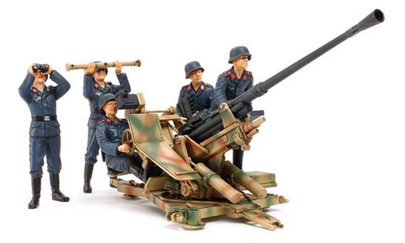 TA_35302 田宫 35302 1/35 德国 3.7厘米FLAK 37高射炮连乘员 - 图片 1