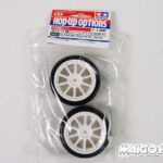 田宫 84357 RC 白色10 辐轮毂带C 型加强轮胎（24 毫米/2 件）