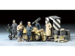 田宫 32412 1/48 德国 空军机组人员（冬季装备）带SdKfz.2 半履带摩托车