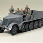 田宫 35239 1/35 德军 18吨 重型半履带车 SdKfz.9 FAMO