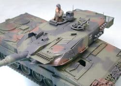 田宫 35242 1/35 德国联邦军 豹2型主战坦克A5 - 图片 3