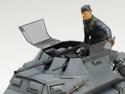 田宫 35270 1/35 德军 4轮装甲侦察车 SD.Kfz222 带蚀刻零件 - 图片 4