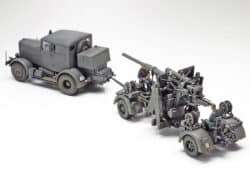田宫 37027 1/48 德国重型拖拉机 SS-100 & amp; 88mm 高射炮 Flak37 套装 - 图片 5