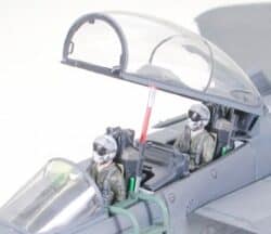 田宫 60312 1/32 F-15E 攻击鹰式战斗轰炸机 “地堡克星” - 图片 5