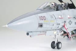 田宫 60313 1/32 F-14A 雄猫式战斗机 VF-154 黑骑士 - 图片 4