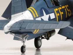 田宫 60327 1/32 沃特 F4U-1D 海盗战斗机 - 图片 10