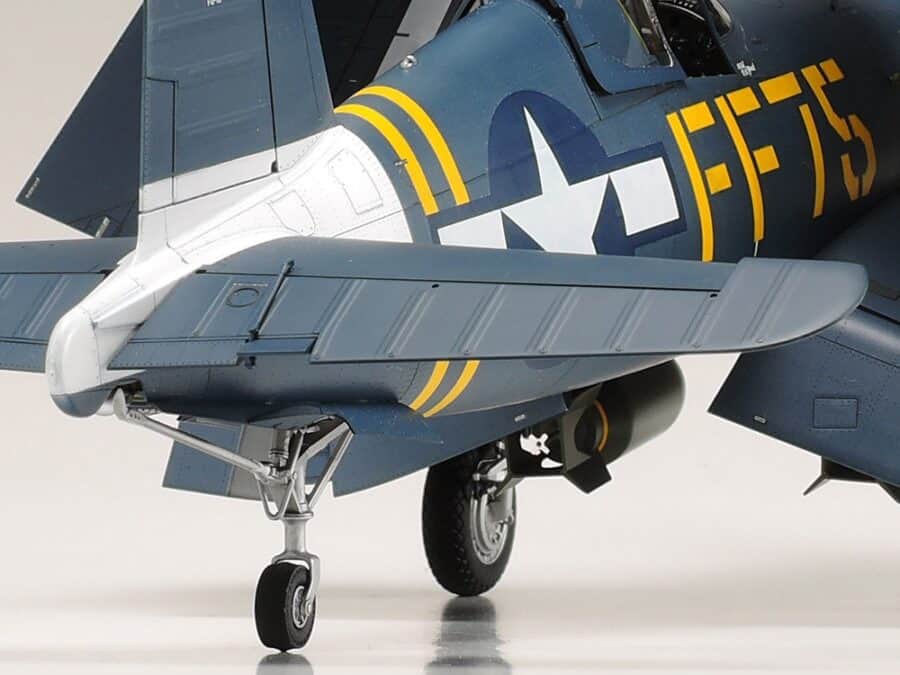 田宫 60327 1/32 沃特 F4U-1D 海盗战斗机 - 图片 10