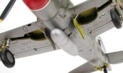 田宫 60769 1/72 P-47D 雷霆式战斗机 "野猪" - 图片 3