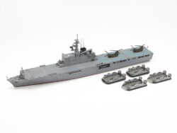 田宫 31003 1/700 日本 海上自卫队 输送舰 LST-4001 大隅