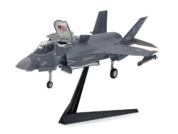 田宫 60793 1/72 洛克希德马丁 F-35B 闪电II战斗机